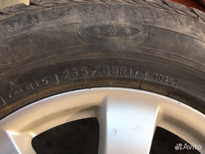 Зимняя резина в сборе