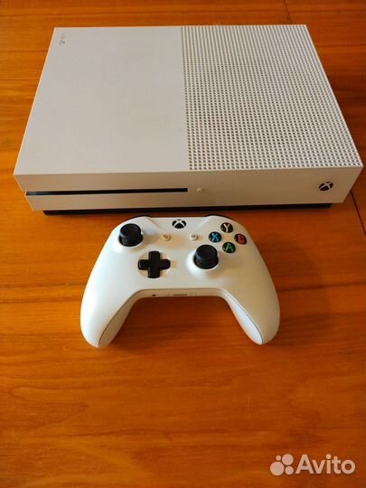 Xbox One S