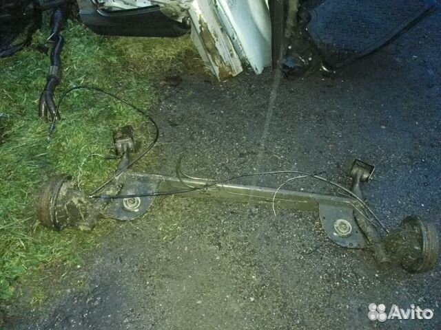 Задняя балка рено