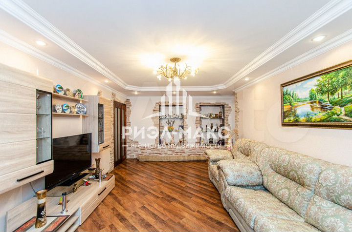 2-к. квартира, 67,5 м², 5/10 эт.