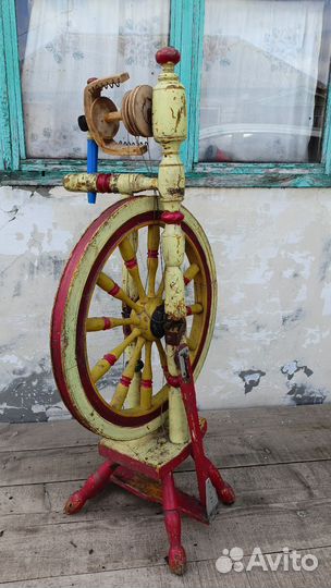 Прялка деревянная старинная