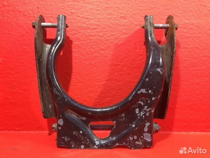 Рычаг подвески верхний передний правый Citroen C5