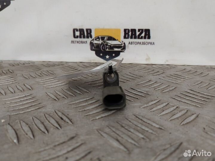 Датчик ABS задний Volkswagen Tiguan