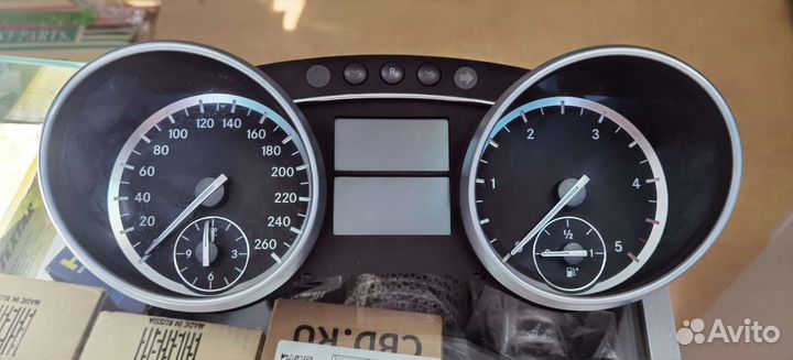 Приборная панель mercedes GL164 diesel