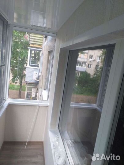 Остекление и отделка балконов и лоджий в Воронеже