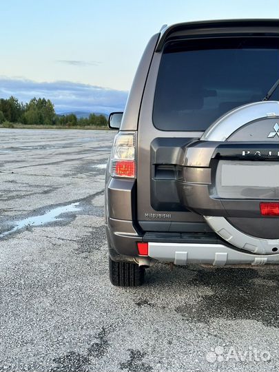 Mitsubishi Pajero 3.0 AT, 2011, 380 000 км