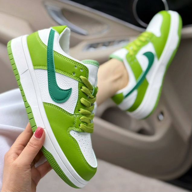 Кроссовки nike