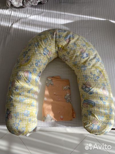 Подушка для беременных белая