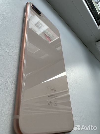 iPhone 8 Plus, 64 ГБ