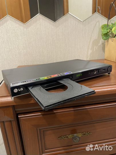 Dvd плеер с караоке LG