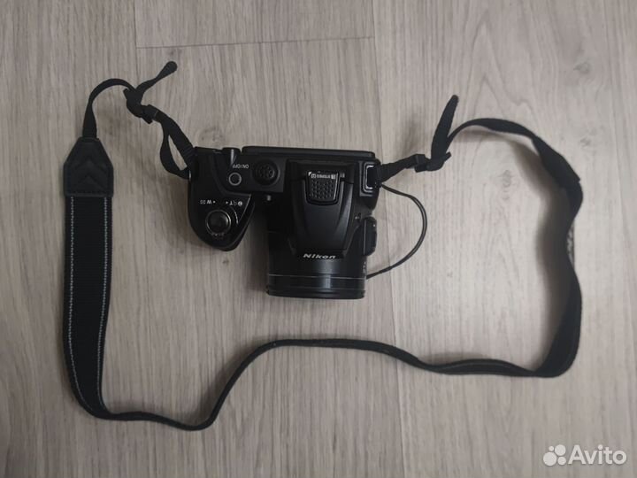 Зеркальный фотоаппарат