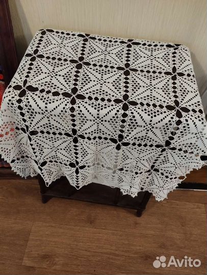 Вязаная скатерть крючком