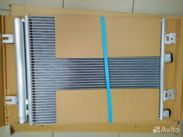 Радиатор кондиционера renault logan sandero