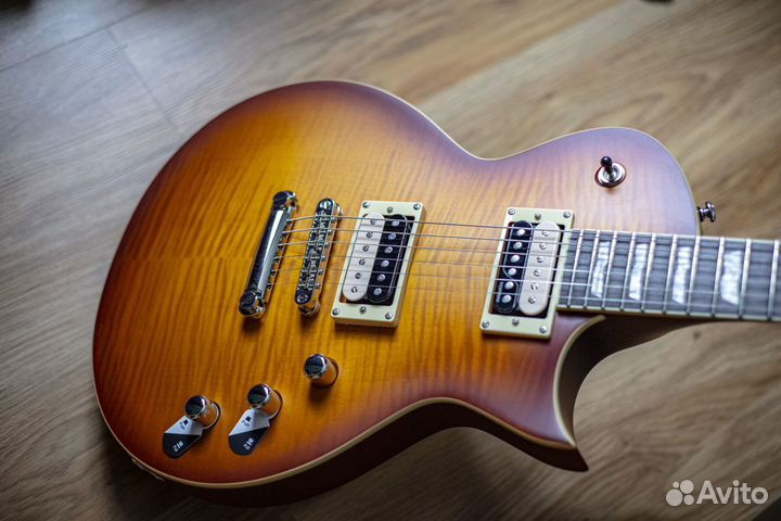 ESP LTD EC-1000T Honey Burst Satin Fluence