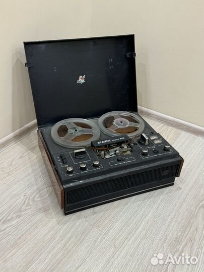 Магнитофон