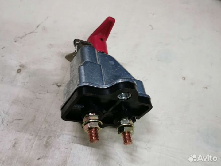 Выключатель массы аккумуляторной батареи 12/24V с