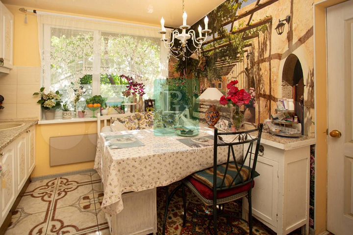 3-к. квартира, 86 м², 1/5 эт.