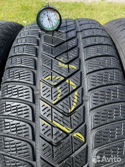 Pirelli Scorpion Winter 235/55 R18