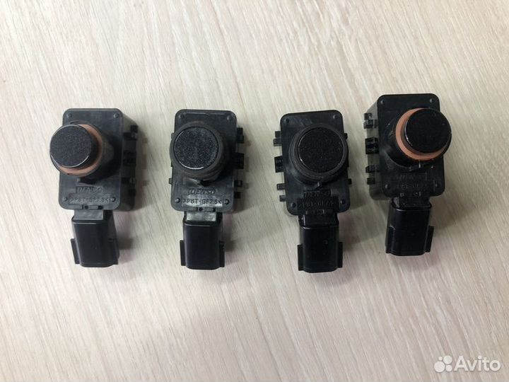 Парковочный радар/парктроник (к-кт) Lexus RX