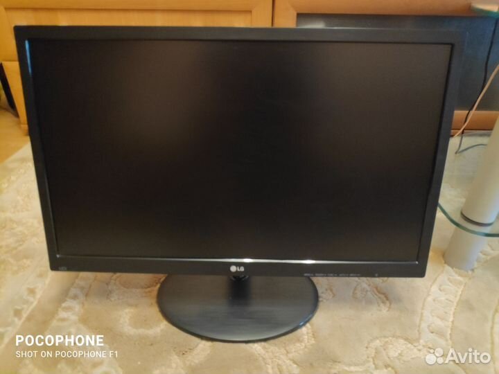 Монитор LG 24 дюйма
