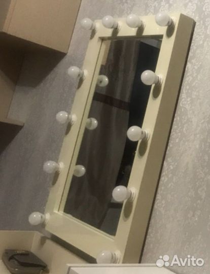 Гримерное зеркало с лампочками бу