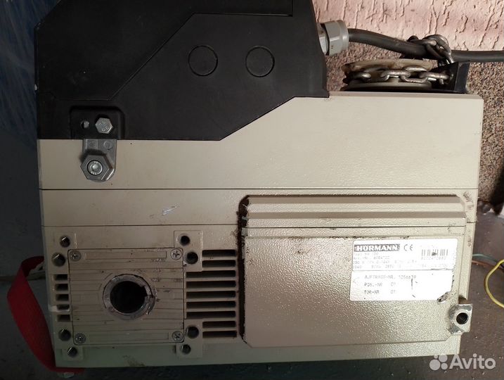 Двигатель от ворот секционных hormann