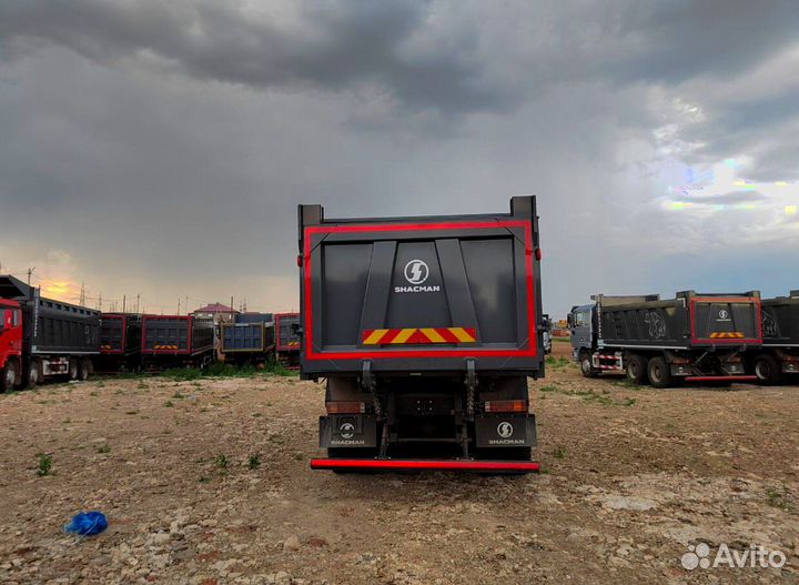 Shacman (Shaanxi) F3000, 2023