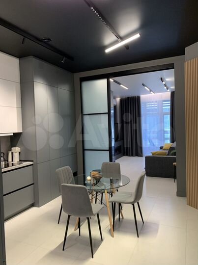 2-к. квартира, 98 м², 2/13 эт.