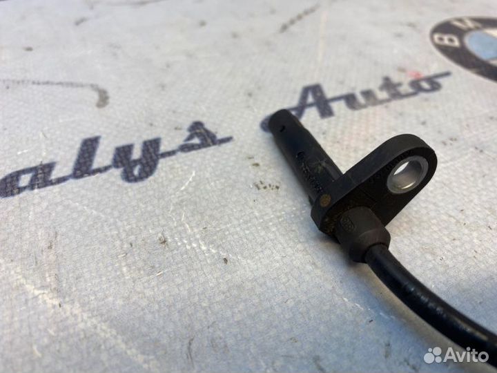 Датчик ABS задний Bmw 745I E65 N62B44 2004.07.01