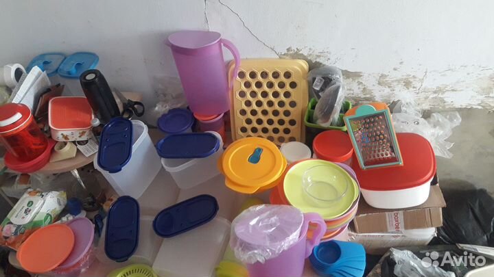 Посуда Tupperware новая совсем и новая с дефектом