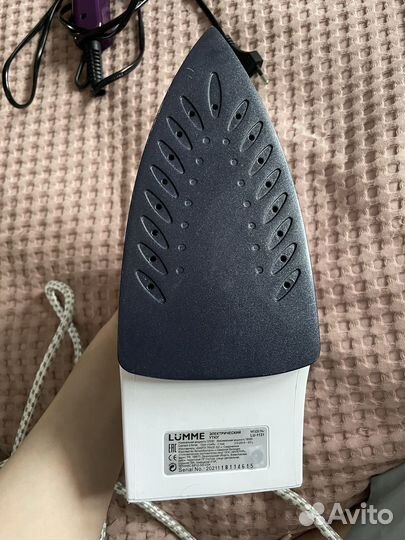 Утюг Lumme LU-1131
