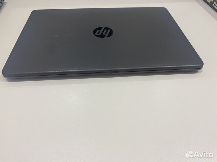 Ноутбук hp laptop