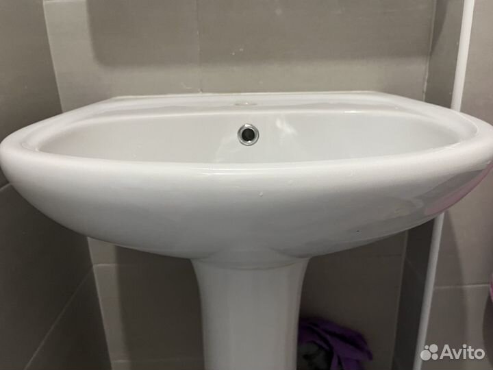 Раковина с пьедесталом бу