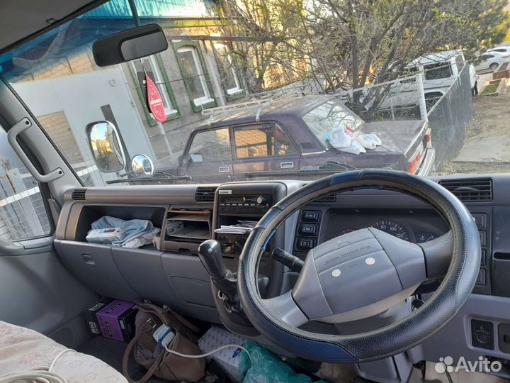 Mitsubishi Fuso Canter, 2005