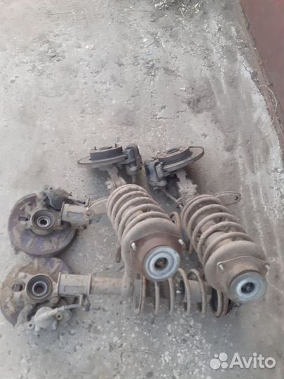 Передние стойки на ваз 2109