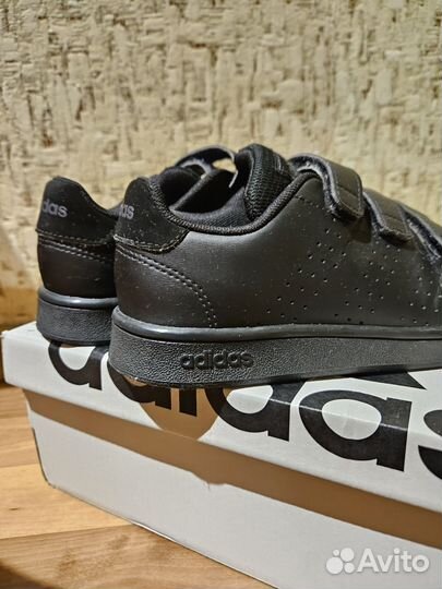 Кроссовки детские adidas 32 размер