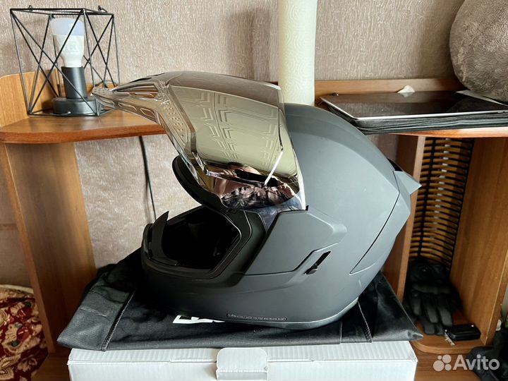 Мотошлем icon airflite peace keeper