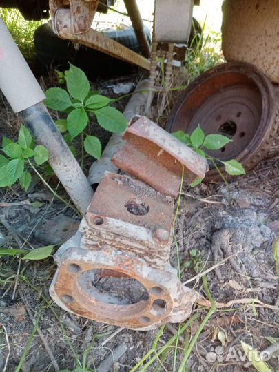 Задняя балка Chrysler Voyager 3