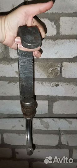 Железный крюк для туши