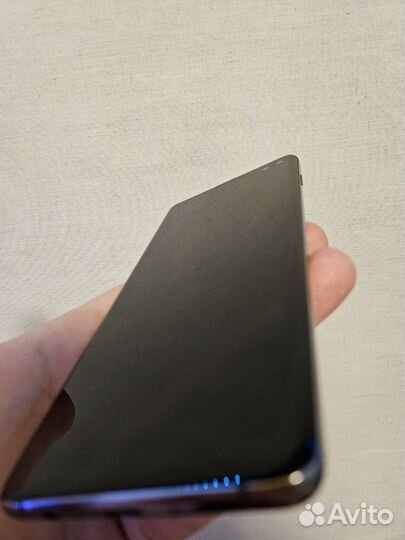 Samsung Galaxy S10+, 8/128 ГБ