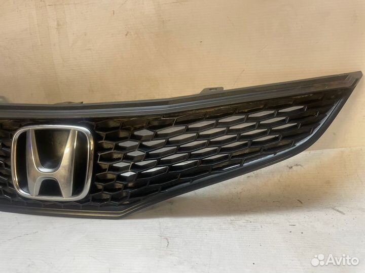 Решетка радиатора Honda Fit GE6 2008