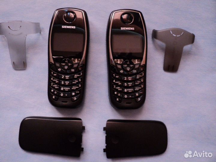 Gigaset SL-100 color две штуки