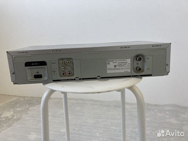 Видеомагнитофон panasonic NV-HV 60 EE-S