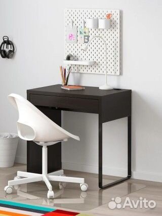 Компьютерный стол IKEA micke