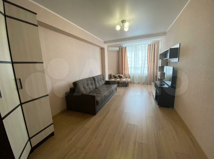 1-к. квартира, 46 м², 8/10 эт.