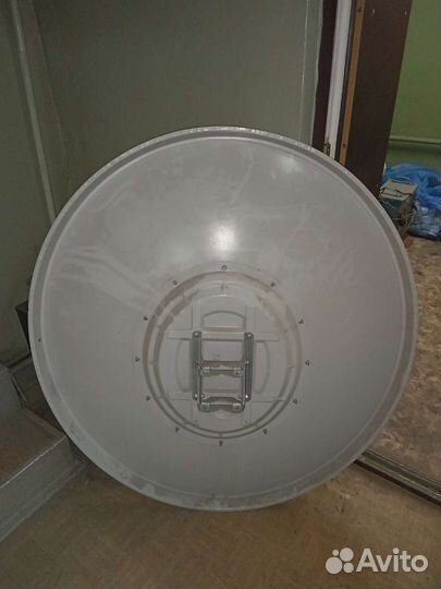 Параболическая антенна