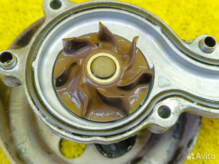 Помпа передняя Honda Freed/Freed Spike/Fit