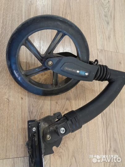 Продам отличный и качественный самокат