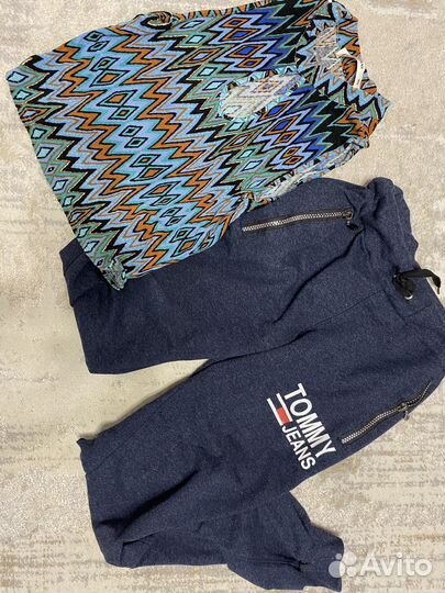 Три пакета вещей