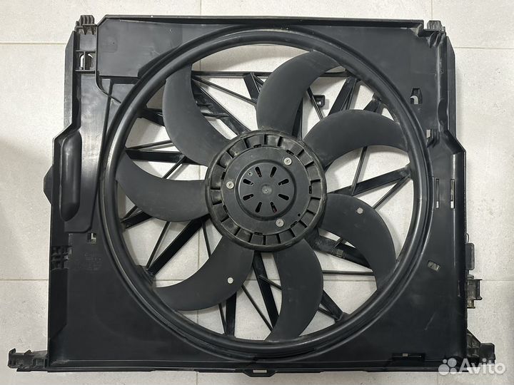 Вентилятор радиатора диффузор Bmw 5-Series f10